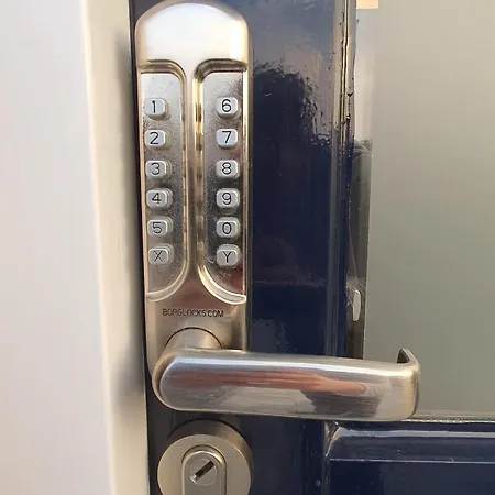 Bed & Budget Mackenzieplaats * Wilp