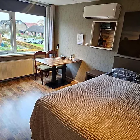 Bed & Breakfast Bed & Budget Mackenzieplaats