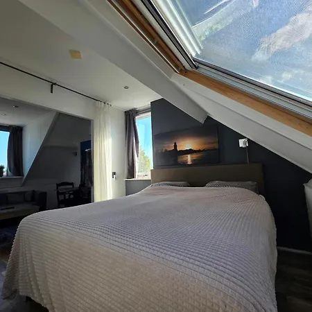 Bed & Budget Mackenzieplaats * Wilp